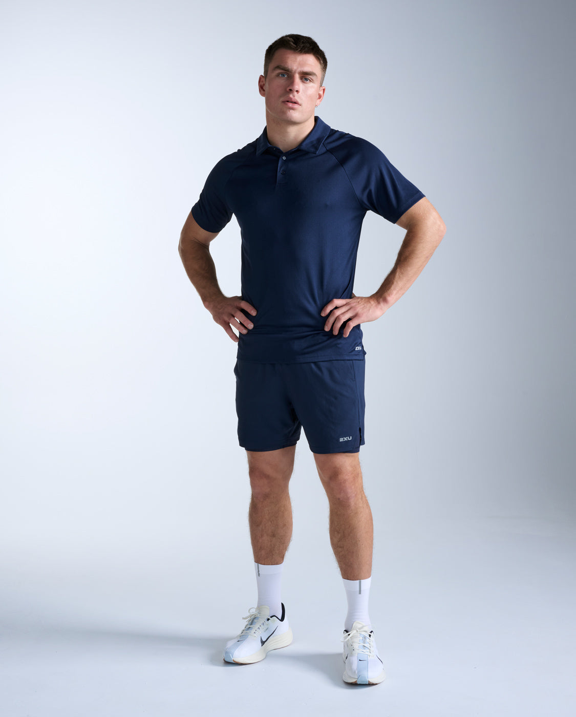 2xu-aero-polo-shirt-herren-midnight-atmungsaktiv image 3