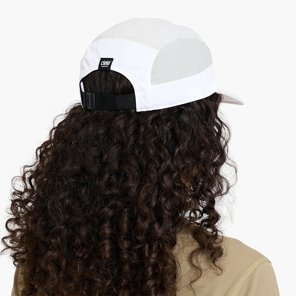 ciele-gocap-field-laufcap-iconic-bar-white-light-grey image 4