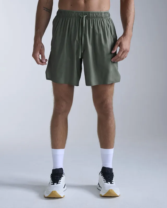 2xu-motion-7-inch-unlined-shorts-herren-fern-green image 1