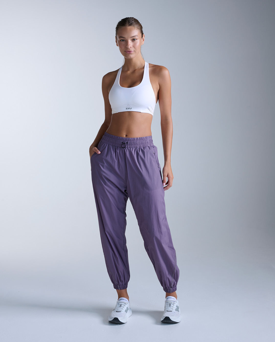 2xu-aero-oversized-jogger-damen-dusted-grape image 7