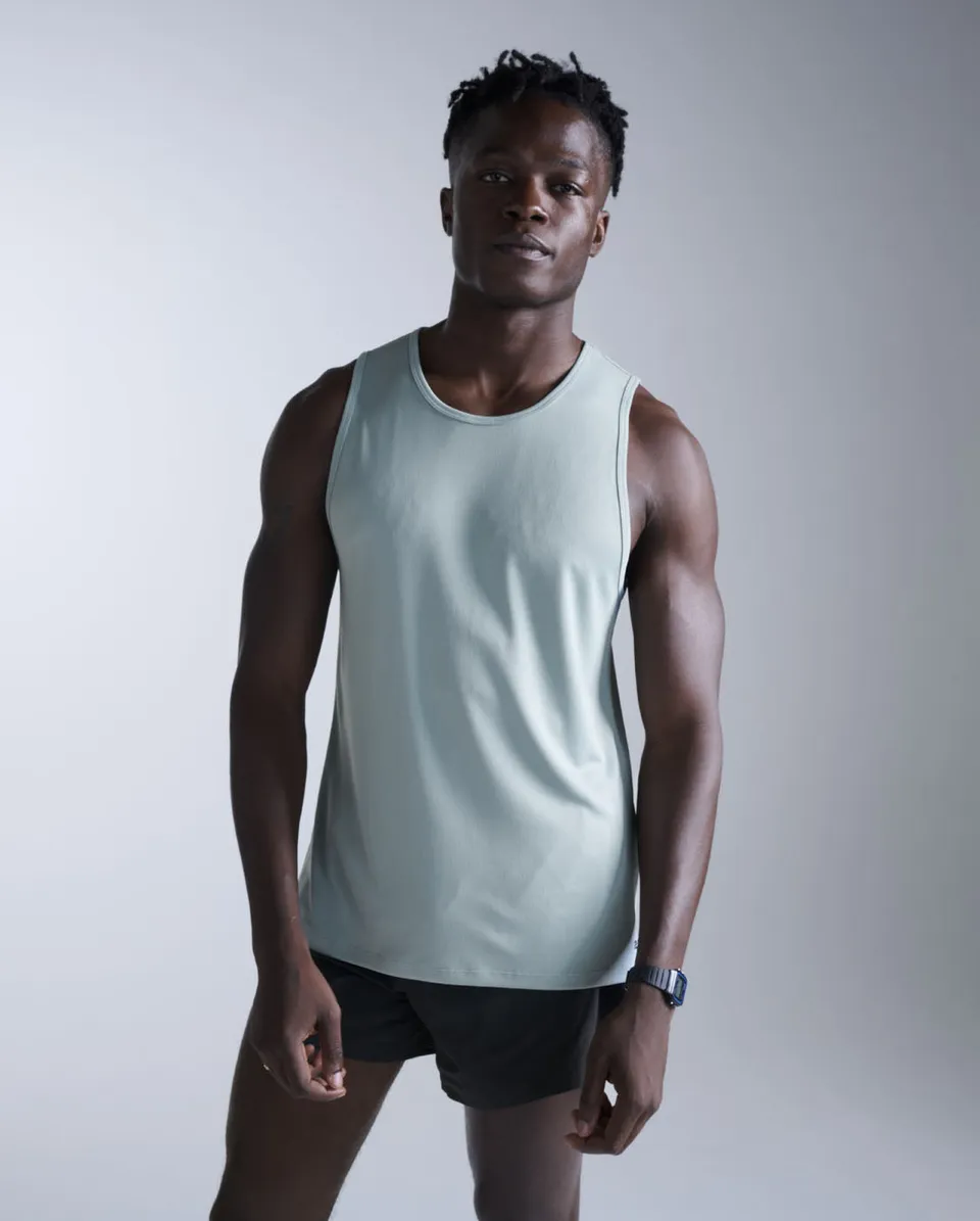 2xu-aero-tank-herren-smoke-blue-funktionssinglet-atmungsaktiv image 1