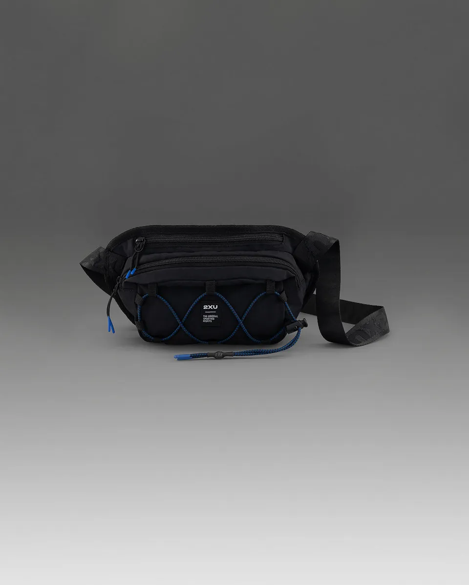 2xu-swim-race-cross-body-bag-unisex-schwarz-osfa image 1