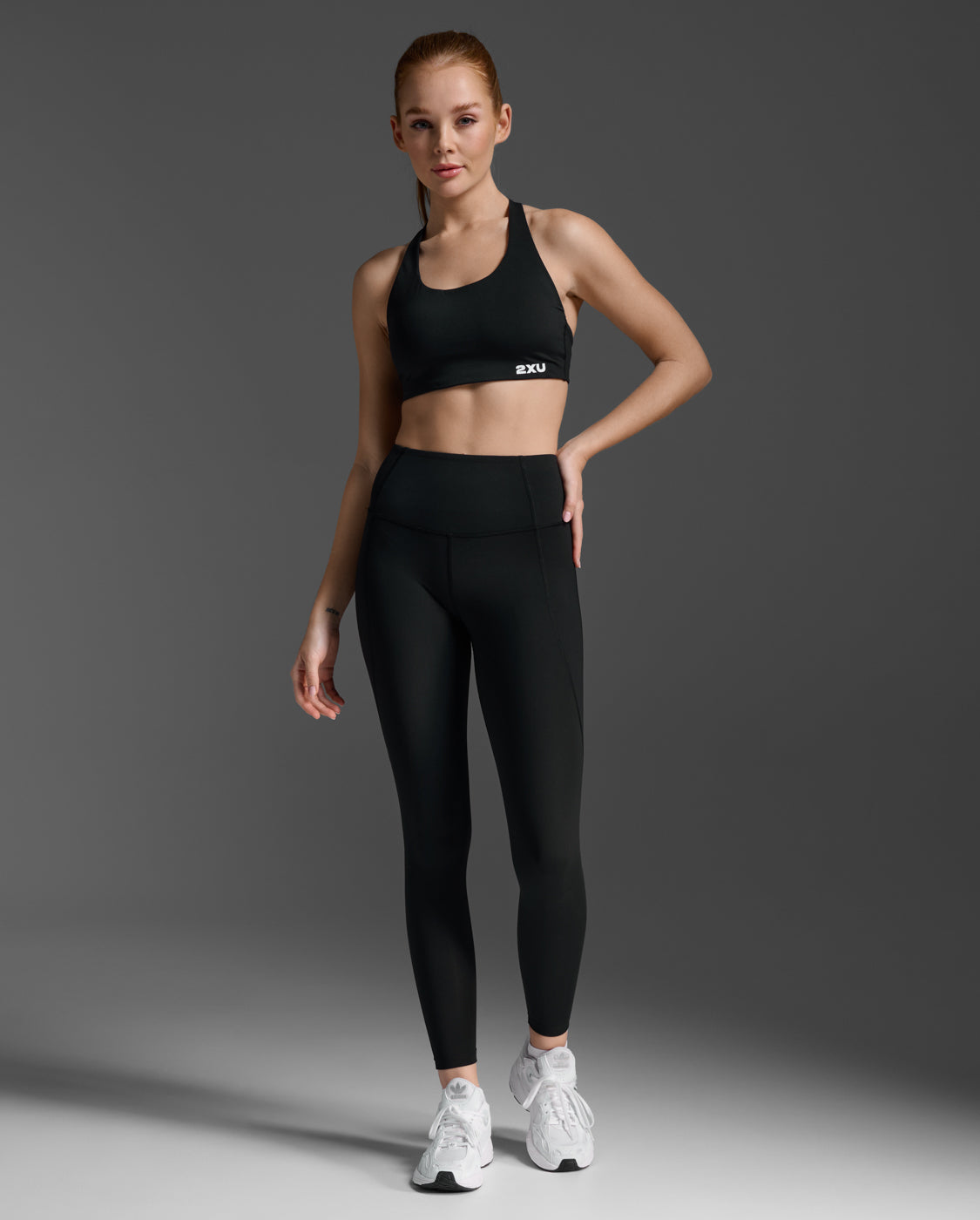 2xu-form-soft-touch-hi-rise-compression-tights-black image 4
