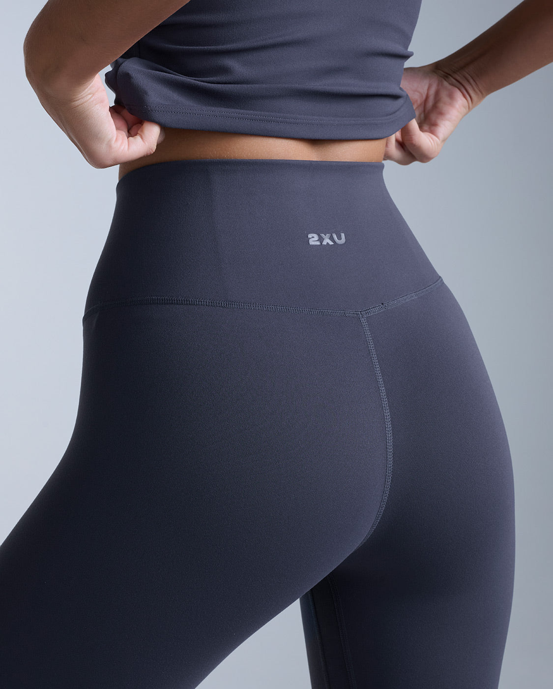 2xu-fluid-hi-rise-7-8-tights-legging-india-ink-damen image 3