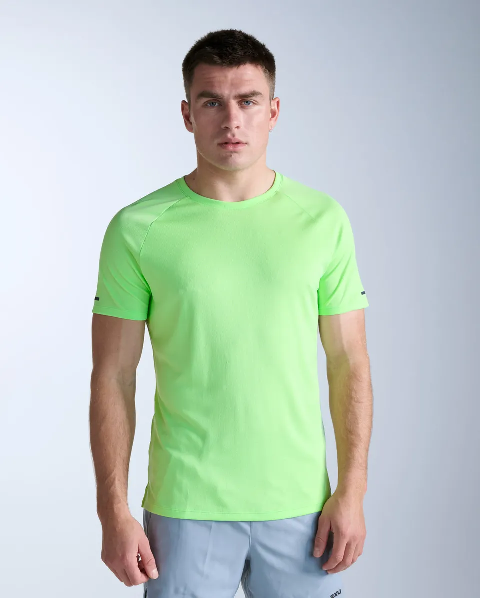 2xu-aero-tee-t-shirt-kurzarm-herren-lime-zest image 1