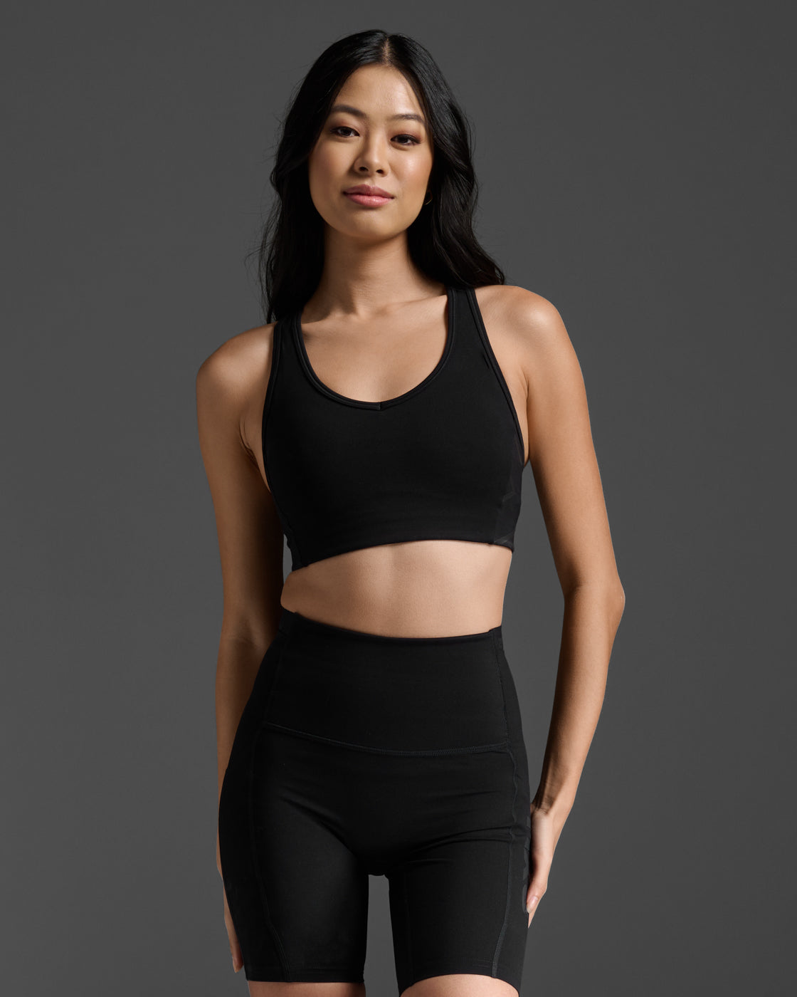 2xu-motion-racerback-sport-bh-schwarz image 1