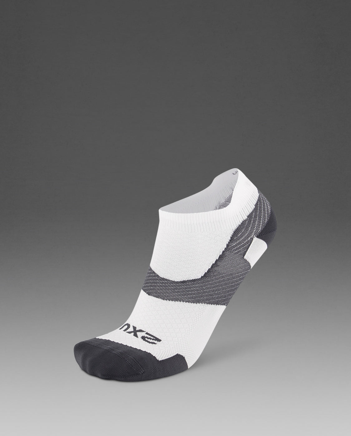 2xu-vectr-ultralight-no-show-laufsocken-white-grey image 1