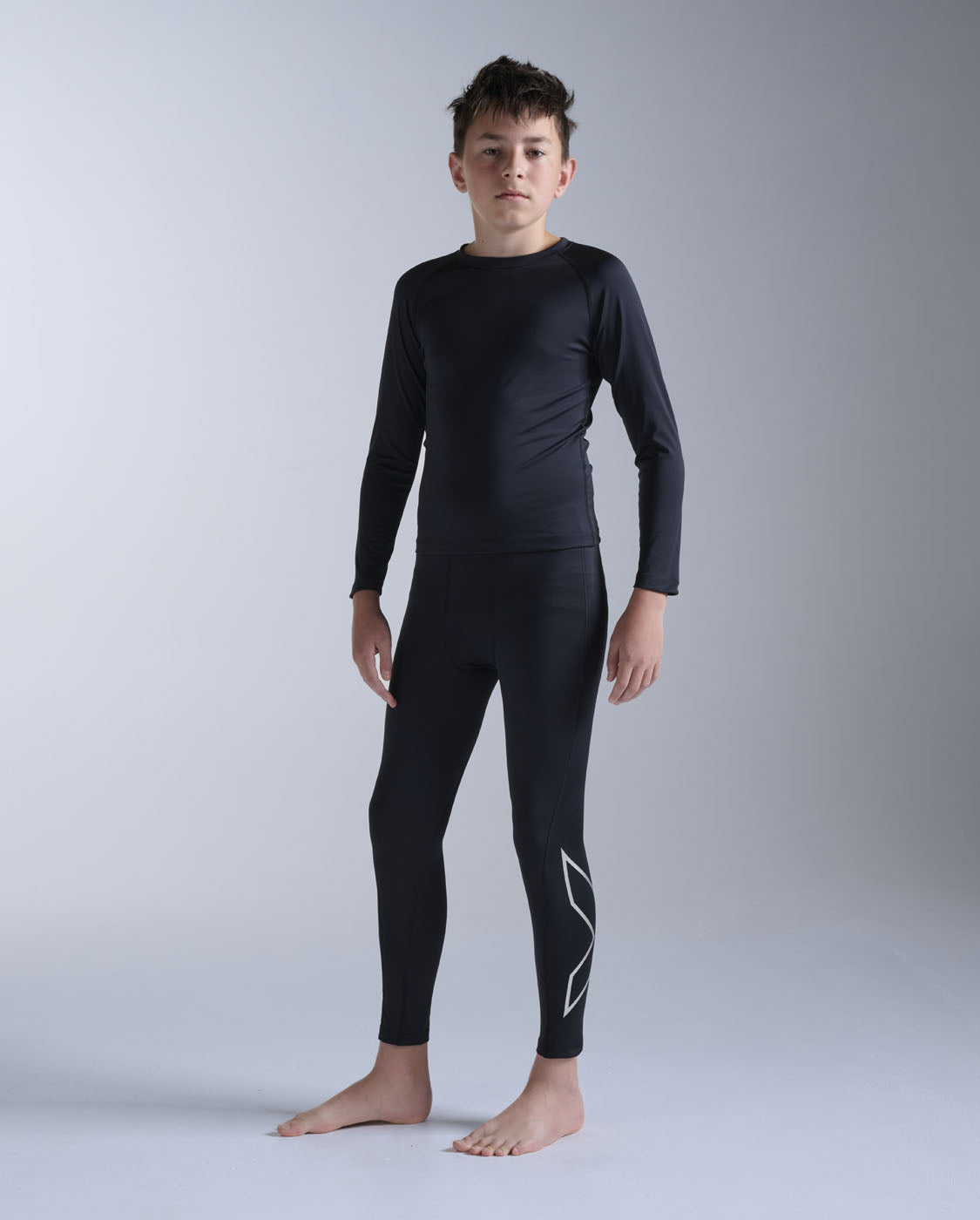 2xu-core-boys-compression-tights-schwarz-full-length image 1