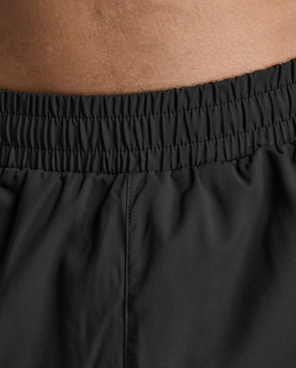 2xu-motion-aspire-7-inch-shorts-laufshorts-schwarz-herren image 6