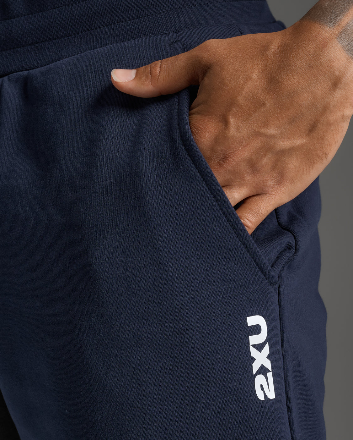 2xu-motion-aspire-trackpants-trainingshose-midnight-fleece image 8