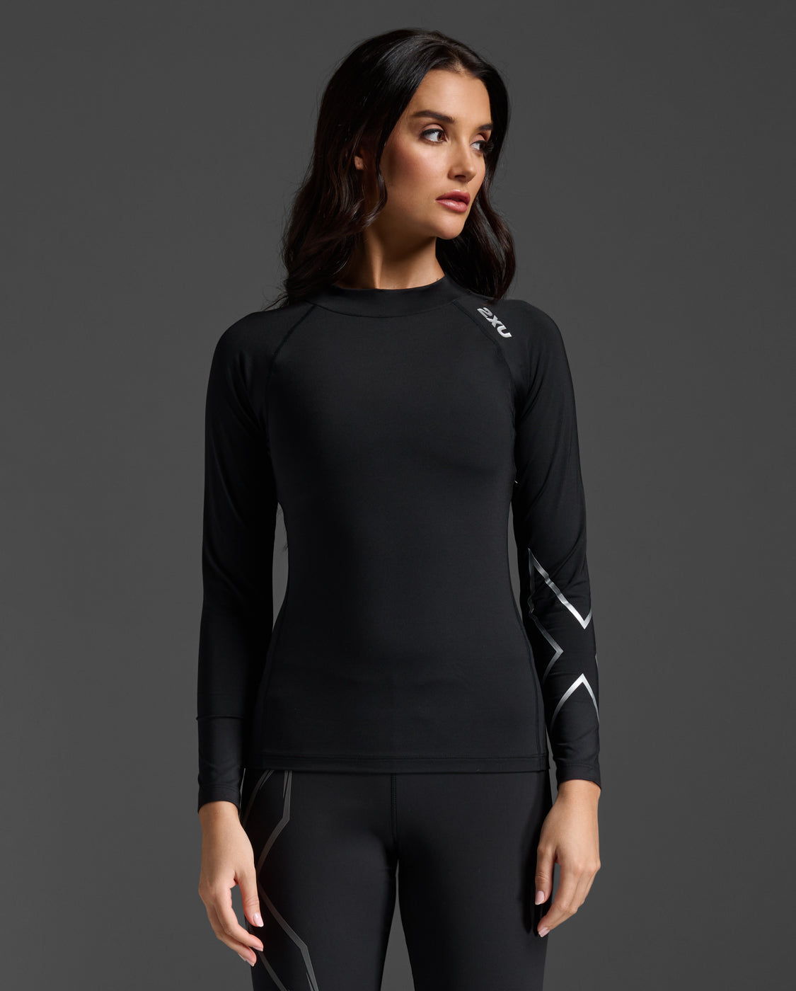 2xu-ignition-compression-long-sleeve-damen-schwarz image 1