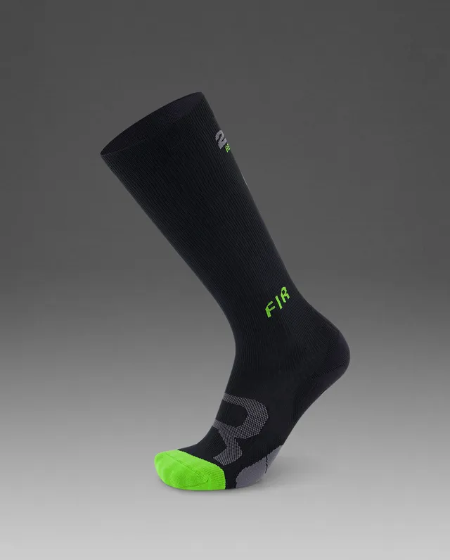 2xu-recovery-kompressionssocken-fir-schwarz-unisex image 1