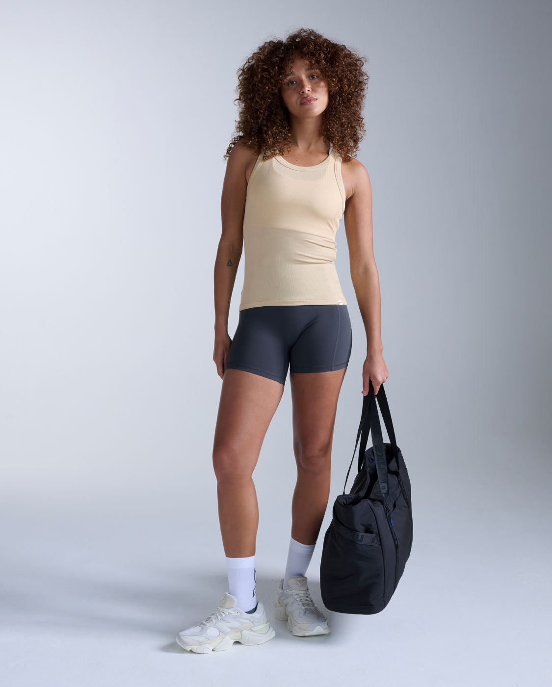 2xu-fluid-modal-ribbed-tank-mojave-atmungsaktiv image 5