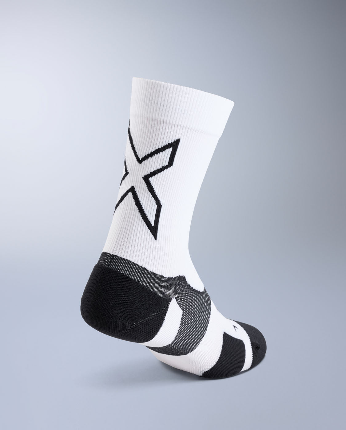 2xu-vectr-light-cushion-crew-laufsocken-white-black-unisex image 2