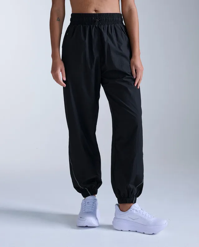 2xu-aero-oversized-jogger-damen-black-wasserabweisend image 1