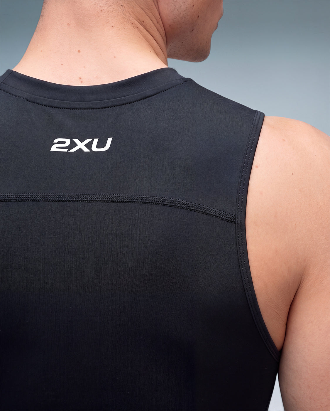 2xu-core-trisuit-triathlonanzug-schwarz-weiss-einsteiger image 3