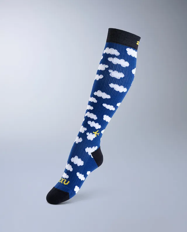 2xu-flight-kompressionssocken-dark-cloud-yellow-bambus image 1