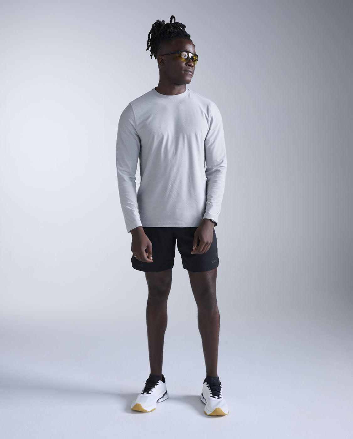 2xu-signature-longsleeve-herren-grau-schnelltrocknend image 3