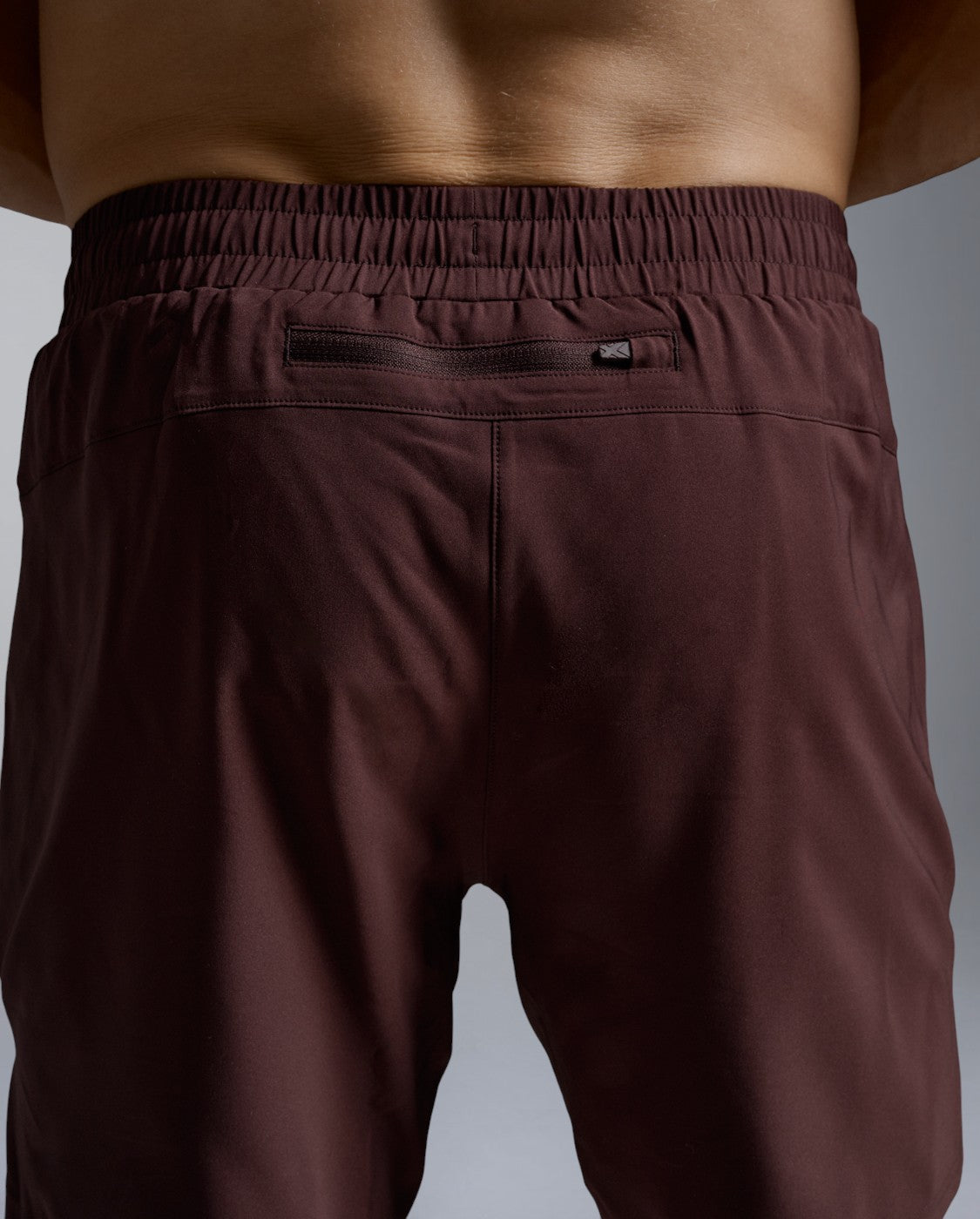 2xu-aero-7-inch-shorts-laufshorts-bark-herren image 8