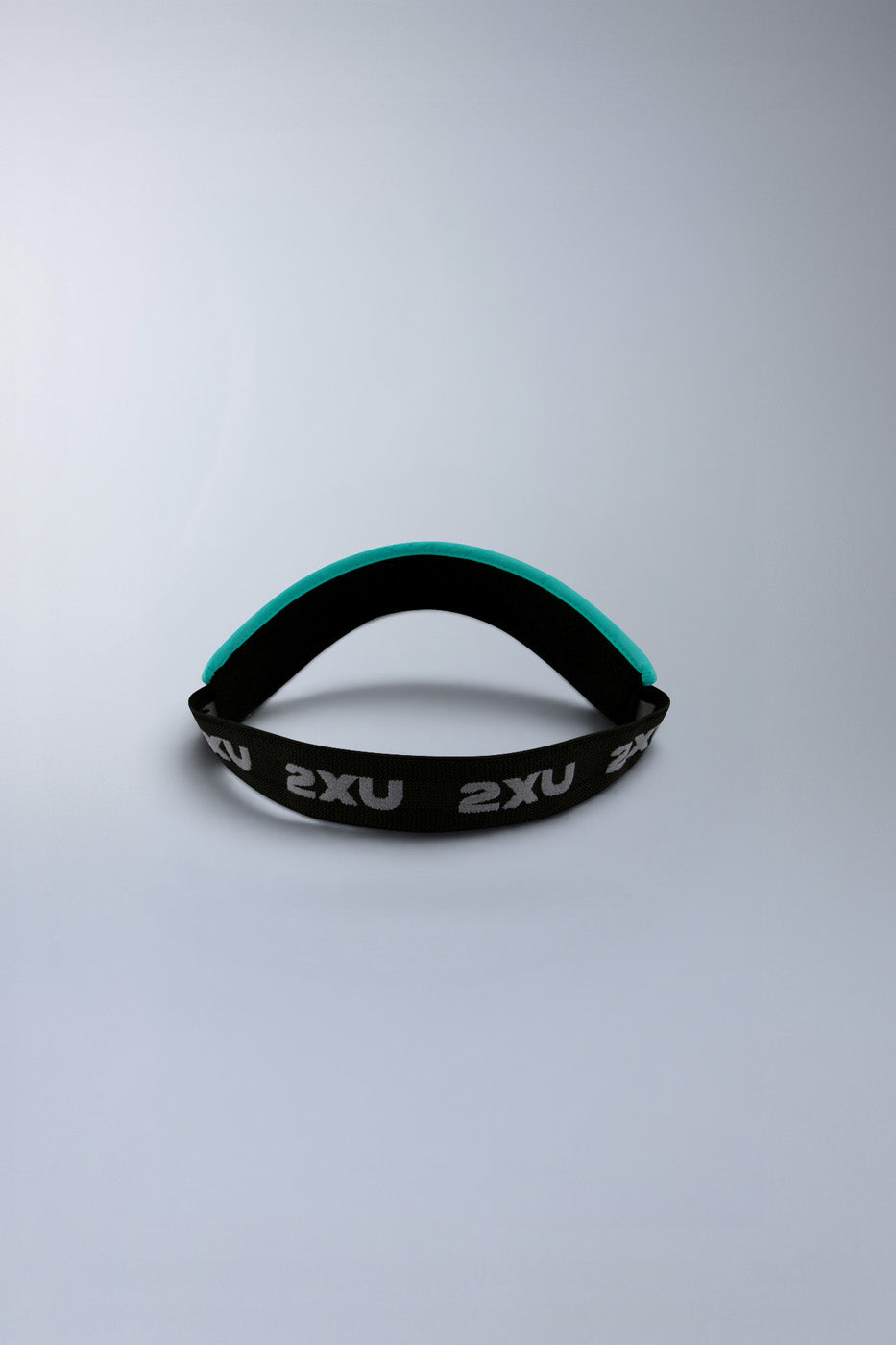 2xu-aero-performance-visor-sonnenschild-aurora-unisex image 3