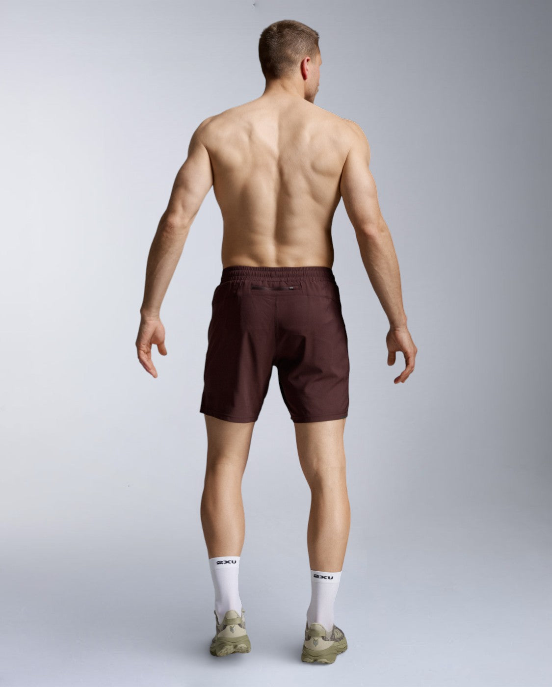 2xu-aero-7-inch-shorts-laufshorts-bark-herren image 6