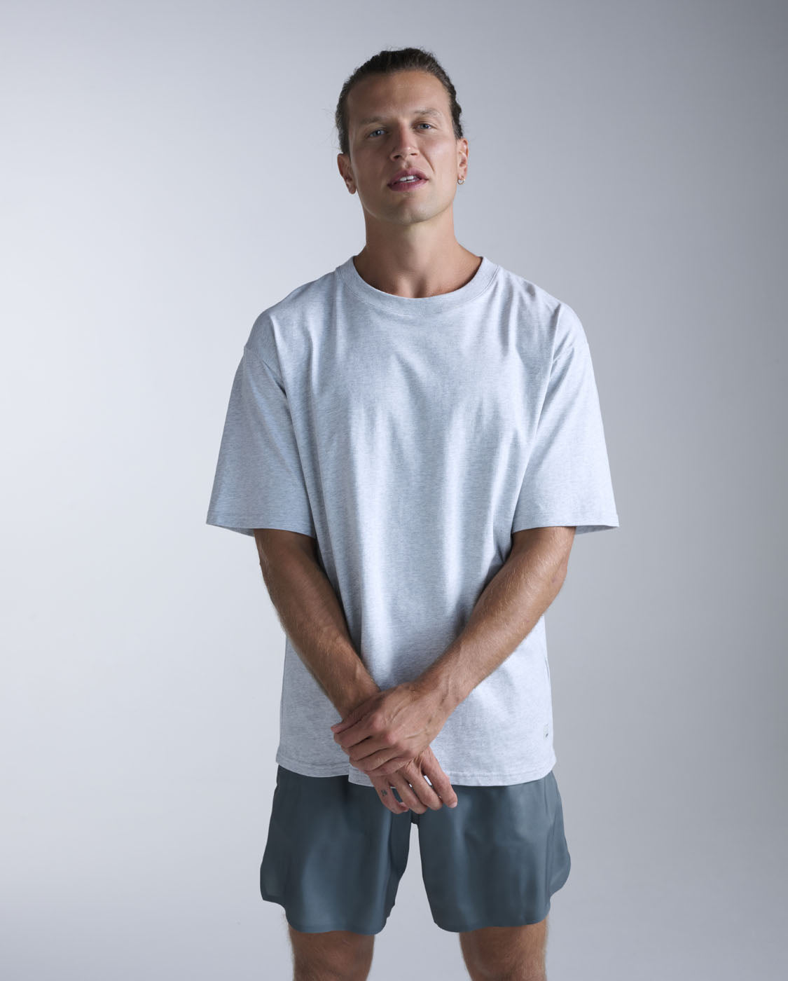 2xu-ez-oversized-organic-cotton-tee-grey-bio-baumwolle image 1