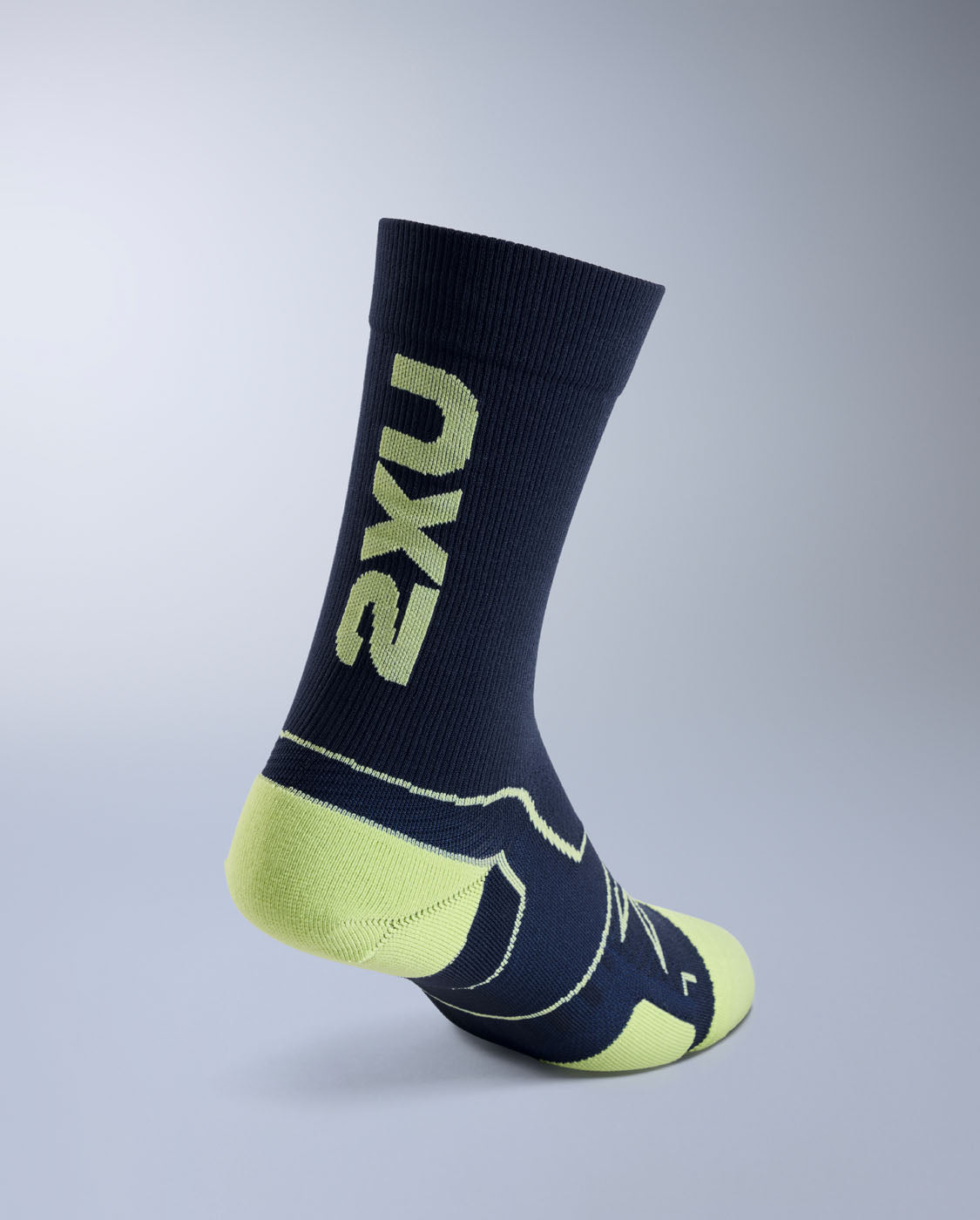 2xu-vectr-cushion-crew-laufsocken-midnight-unisex image 2