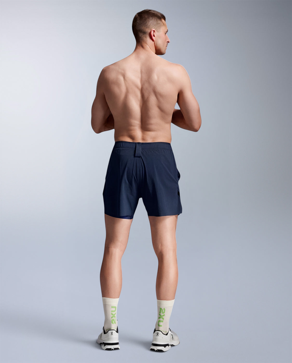 2xu-force-2-in-1-5-inch-shorts-midnight-herren image 6