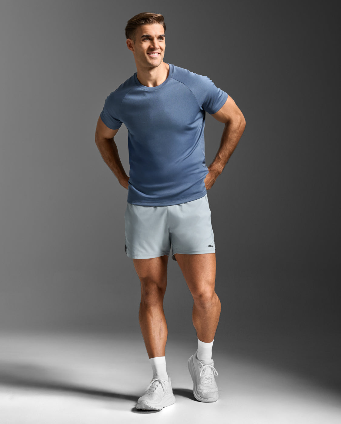 2xu-aero-tee-laufshirt-herren-indigo-kurzarm-slim-fit image 4