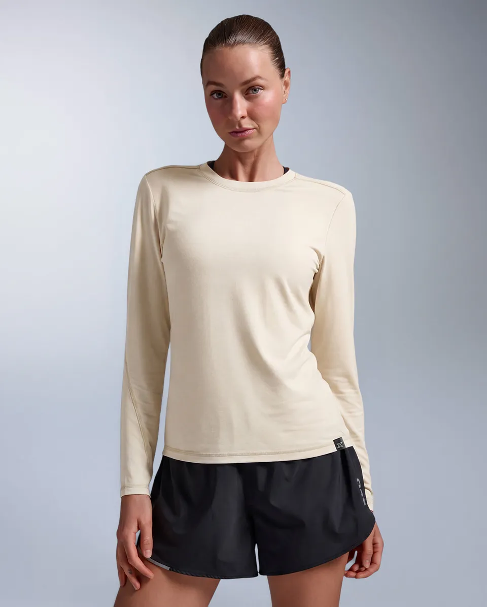 2xu-ignition-wool-long-sleeve-damen-chalk-wollshirt image 1