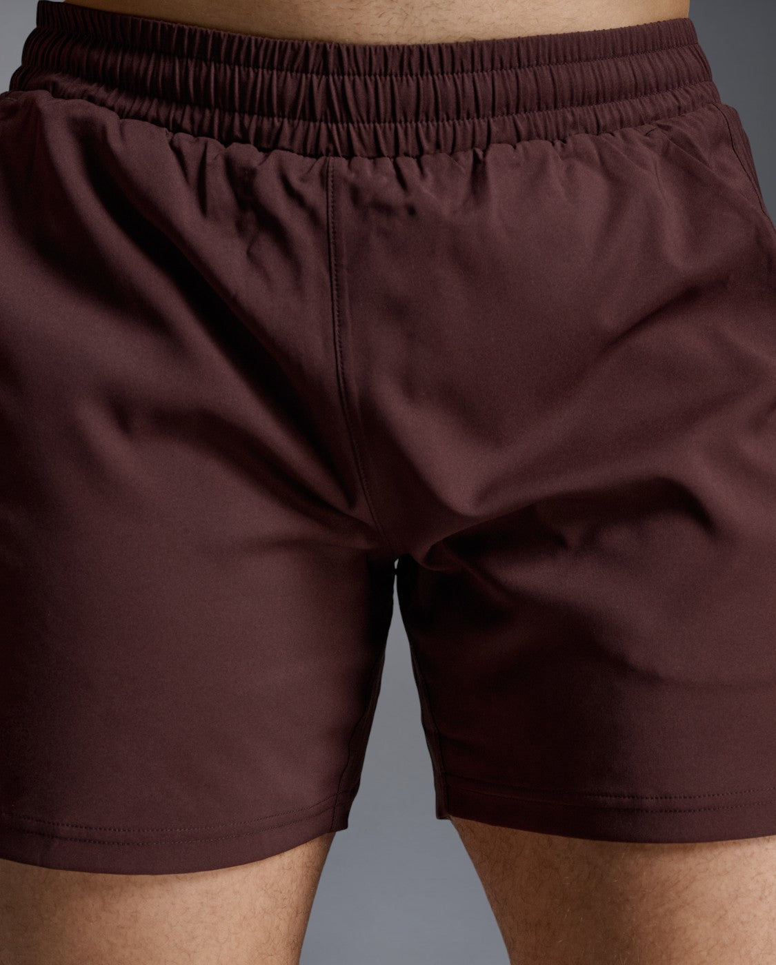 2xu-aero-5-inch-shorts-herren-laufshorts-bark-5-inch image 4