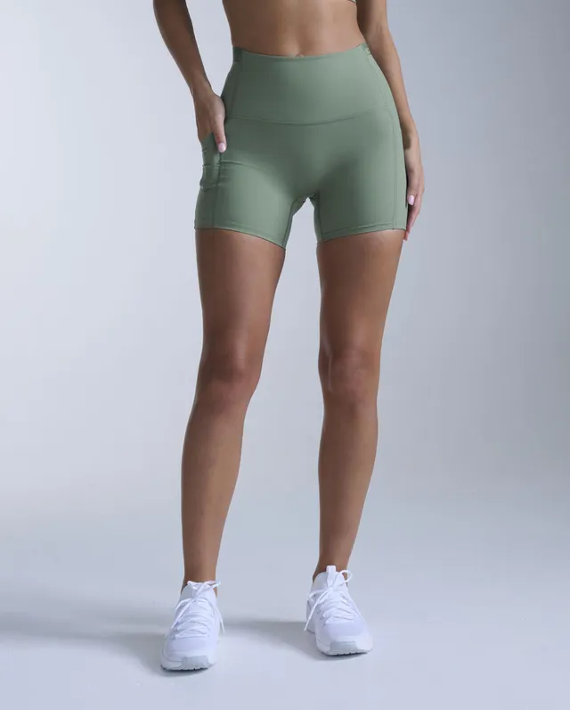 2xu-form-stash-hi-rise-compression-shorts-4-inch-fern image 1