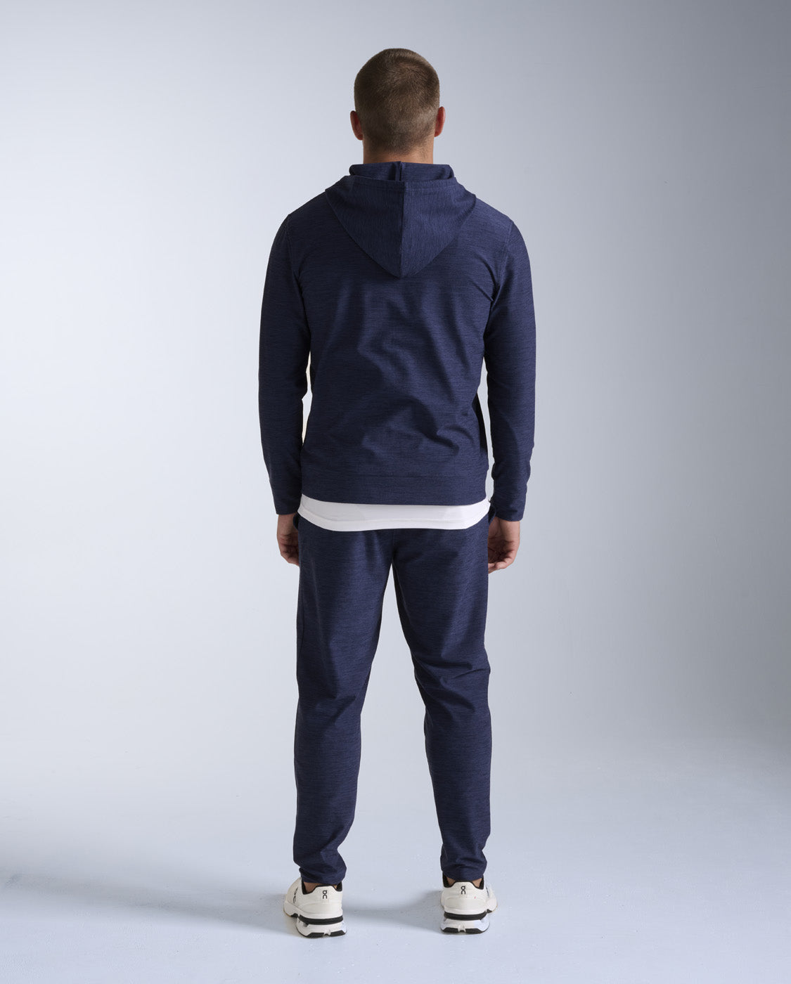2xu-signature-jogger-trainingshose-herren-midnight image 7