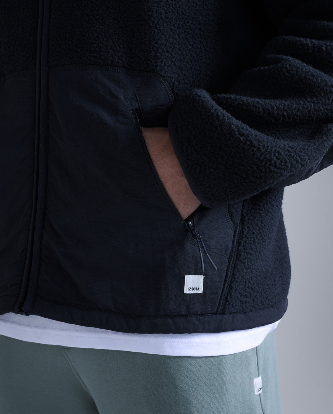 2xu-ignition-sherpa-zip-fleece-fleecejacke-schwarz image 3