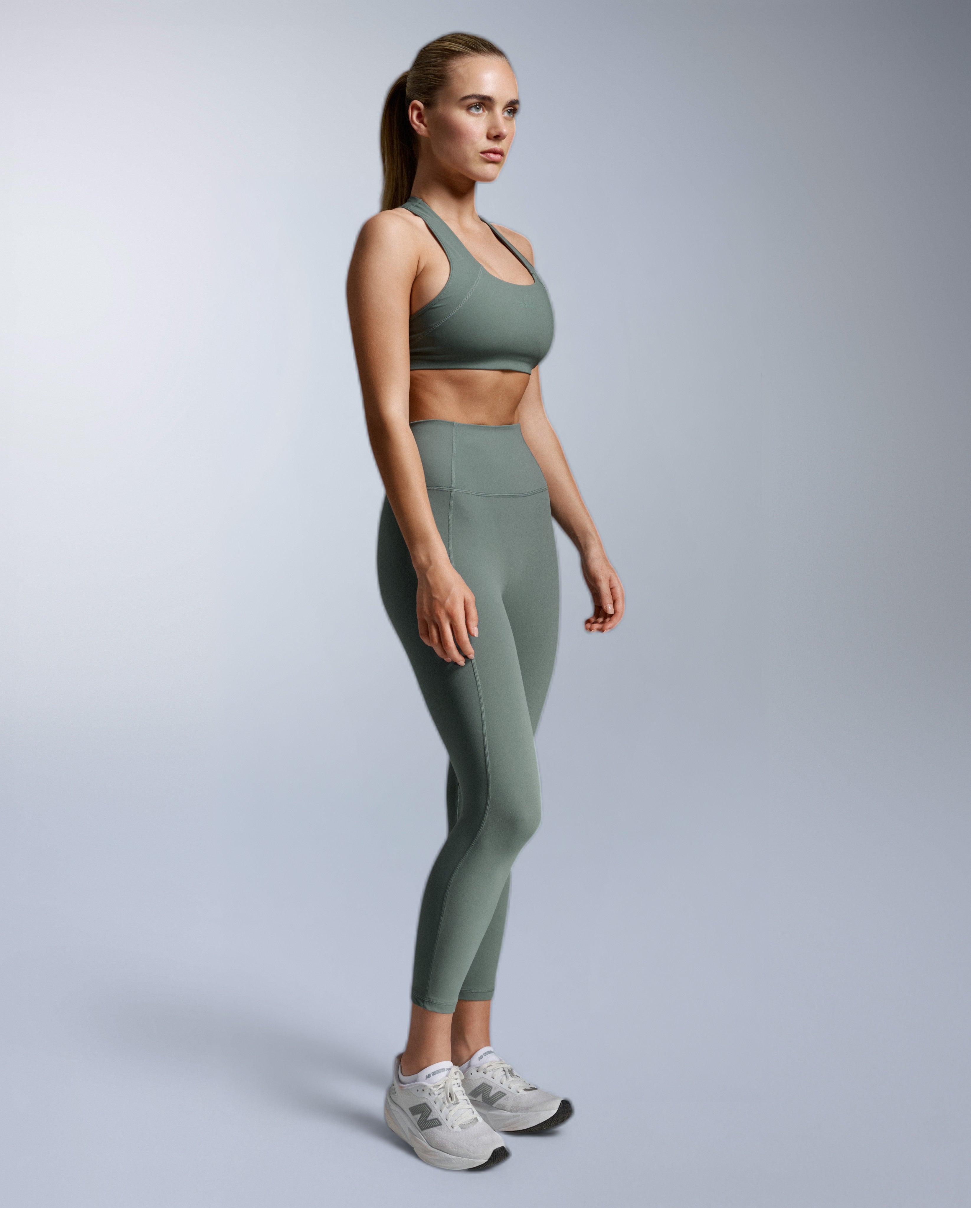 2xu-fluid-hi-rise-7-8-tights-leggings-oliver-leaf-damen image 5