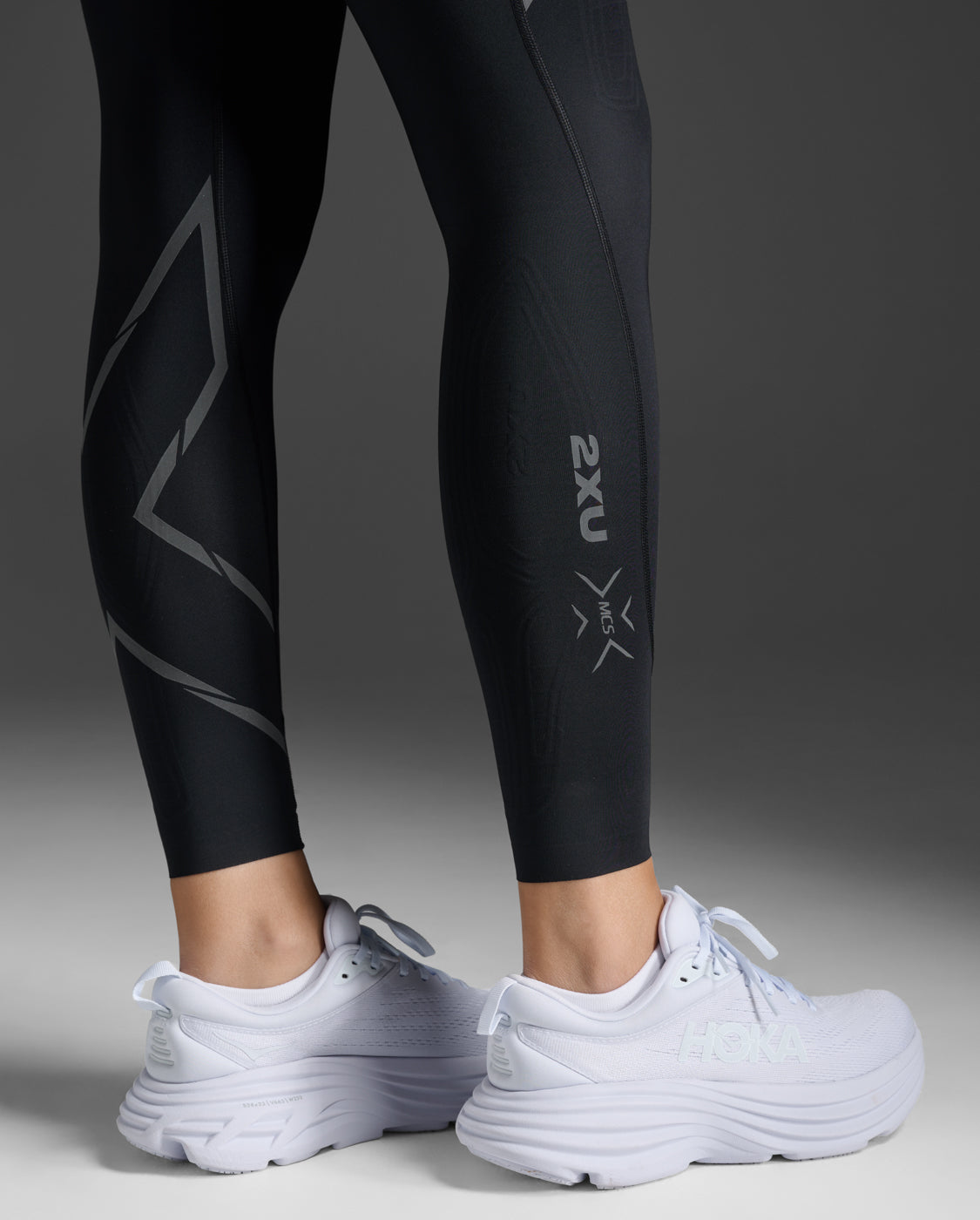 2xu-light-speed-mid-rise-tights-herren-black-black-reflective image 7