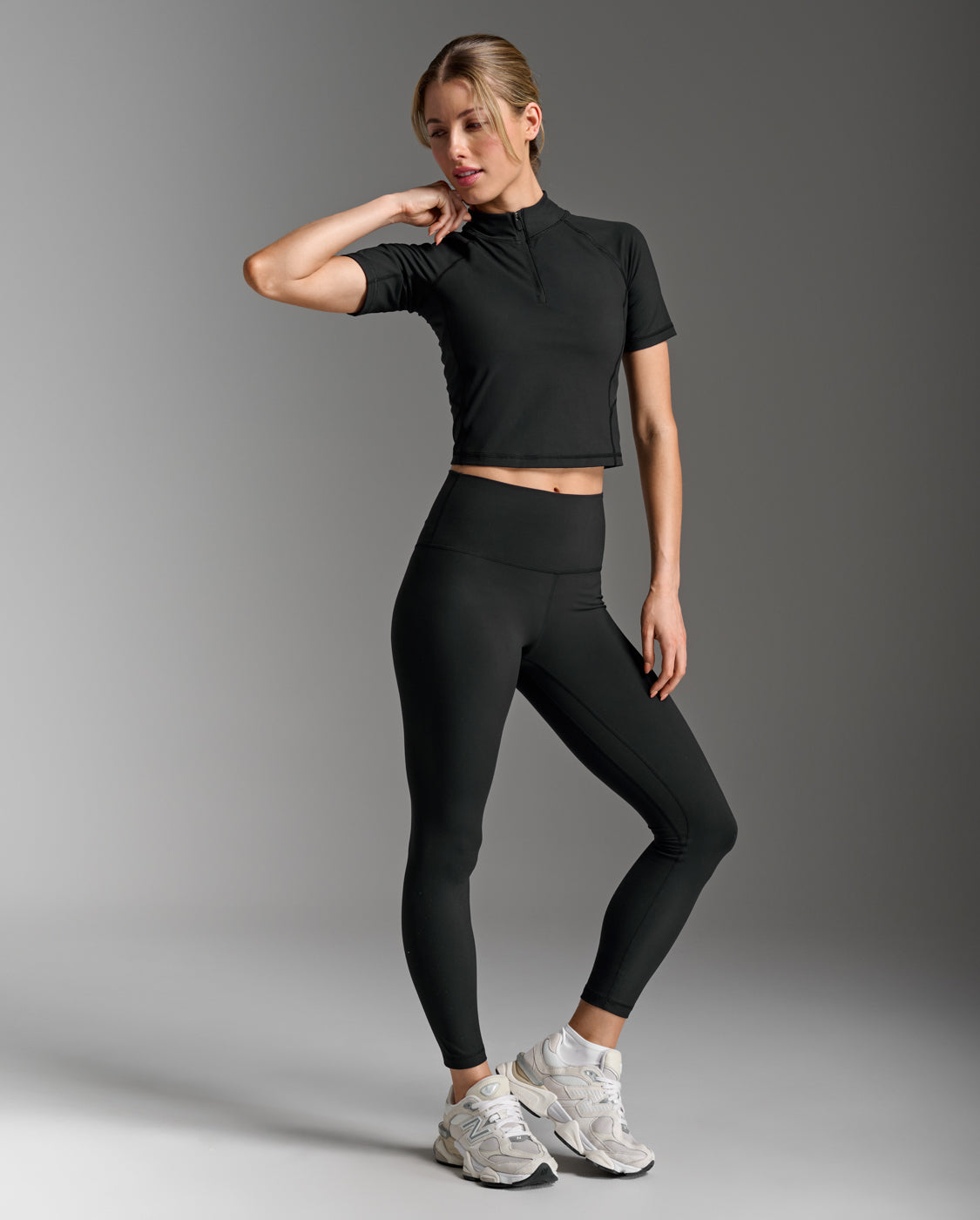 2xu-form-soft-touch-1-2-zip-shirt-schwarz-damen image 4