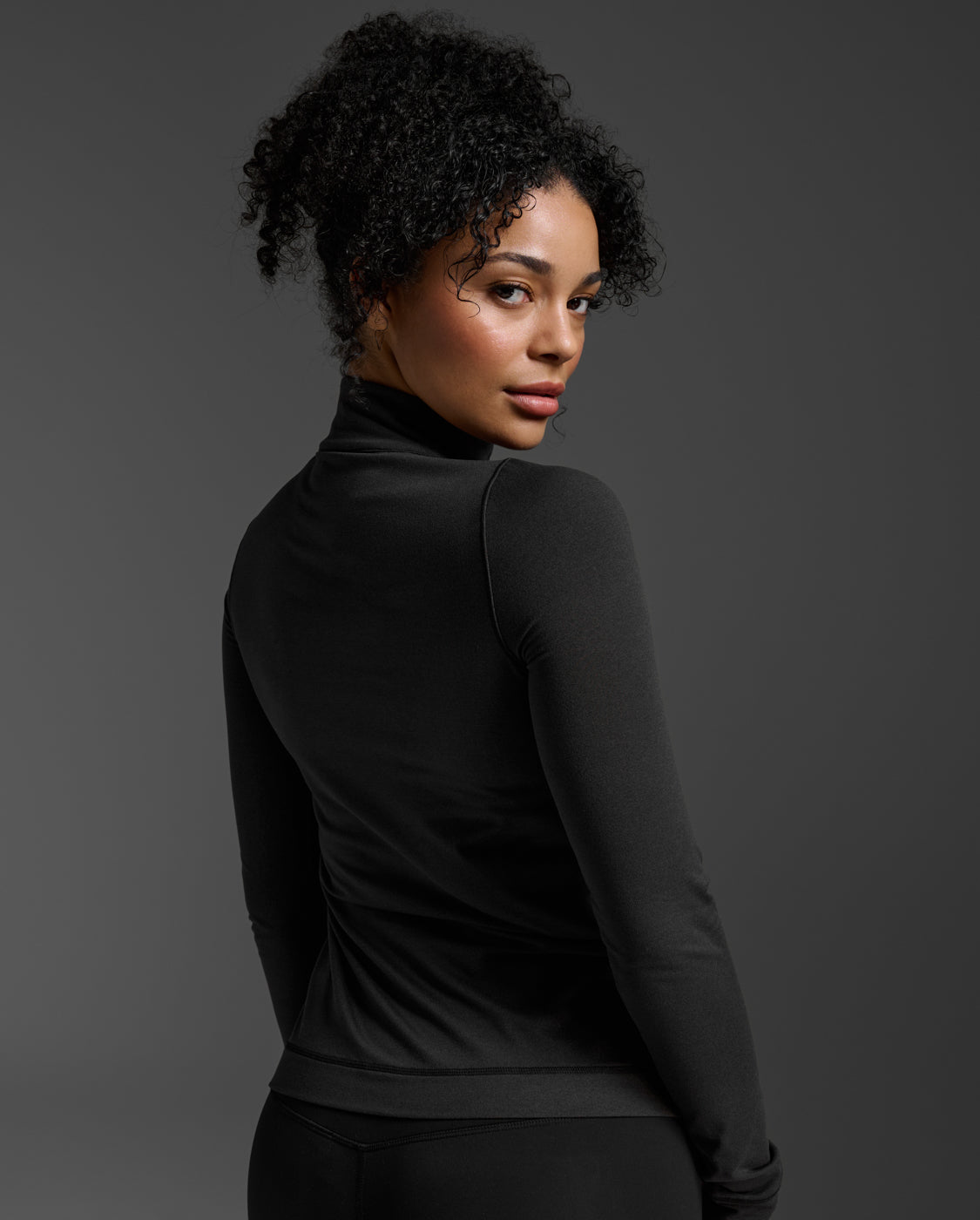 2xu-flex-1-2-zip-langarmshirt-damen-schwarz-jersey image 5