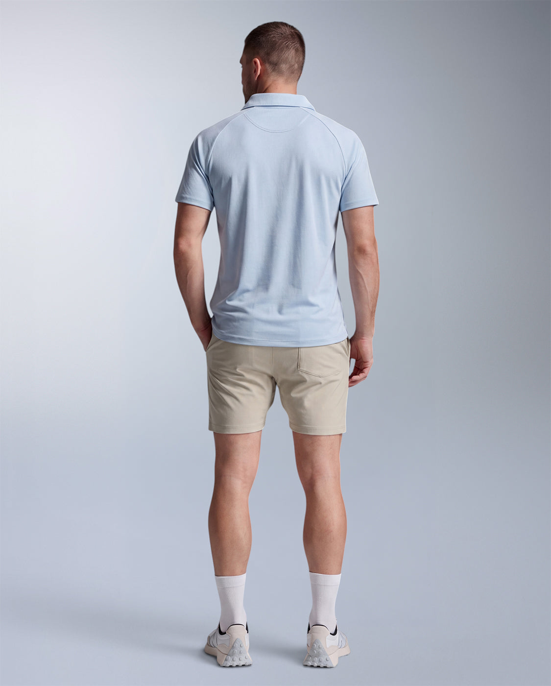 2xu-signature-hybrid-shorts-herren-pebble image 4