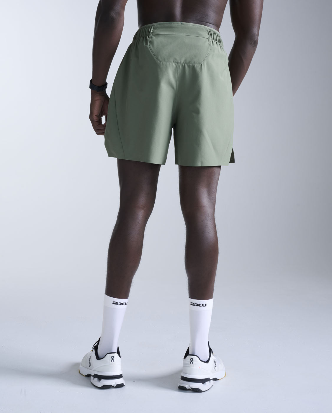 2xu-motion-5-unlined-shorts-trainingsshorts-gr-n-5-inch image 2