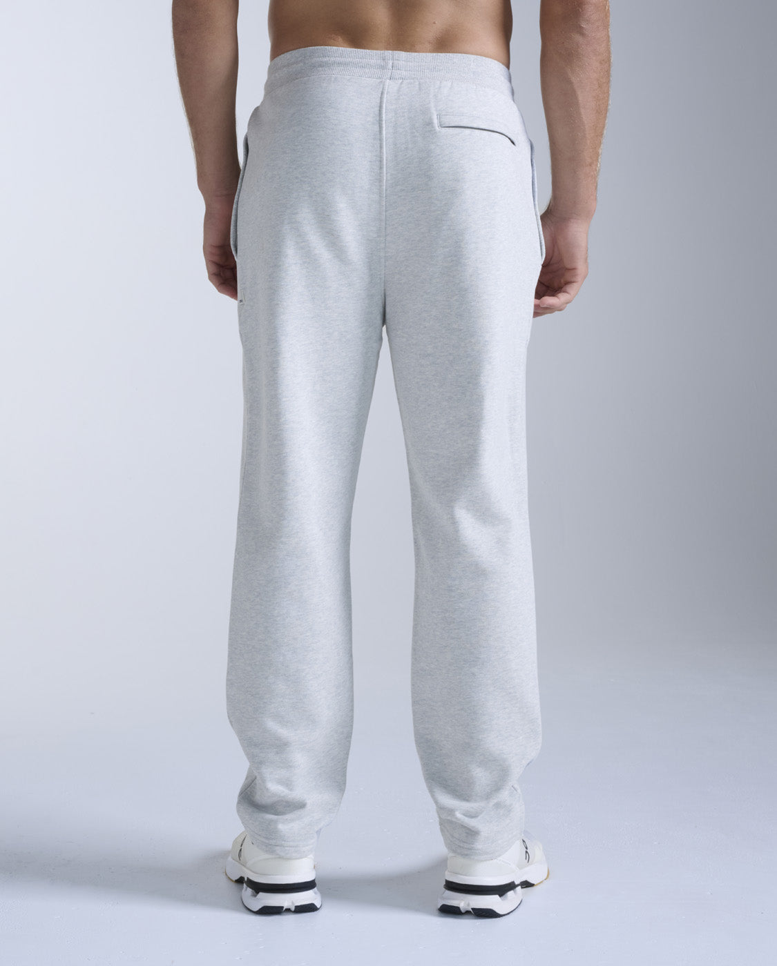 2xu-ez-straight-leg-organic-cotton-trackpants-jogginghose-grau image 2