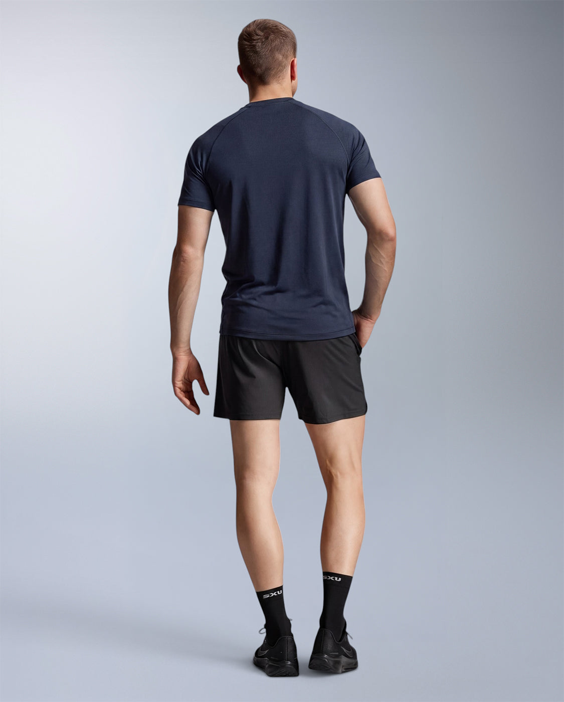 2xu-force-tech-tee-herren-midnight image 5