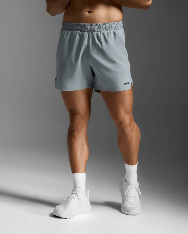 2xu-aero-5-inch-shorts-laufshorts-grau-herren-gef-ttert image 1