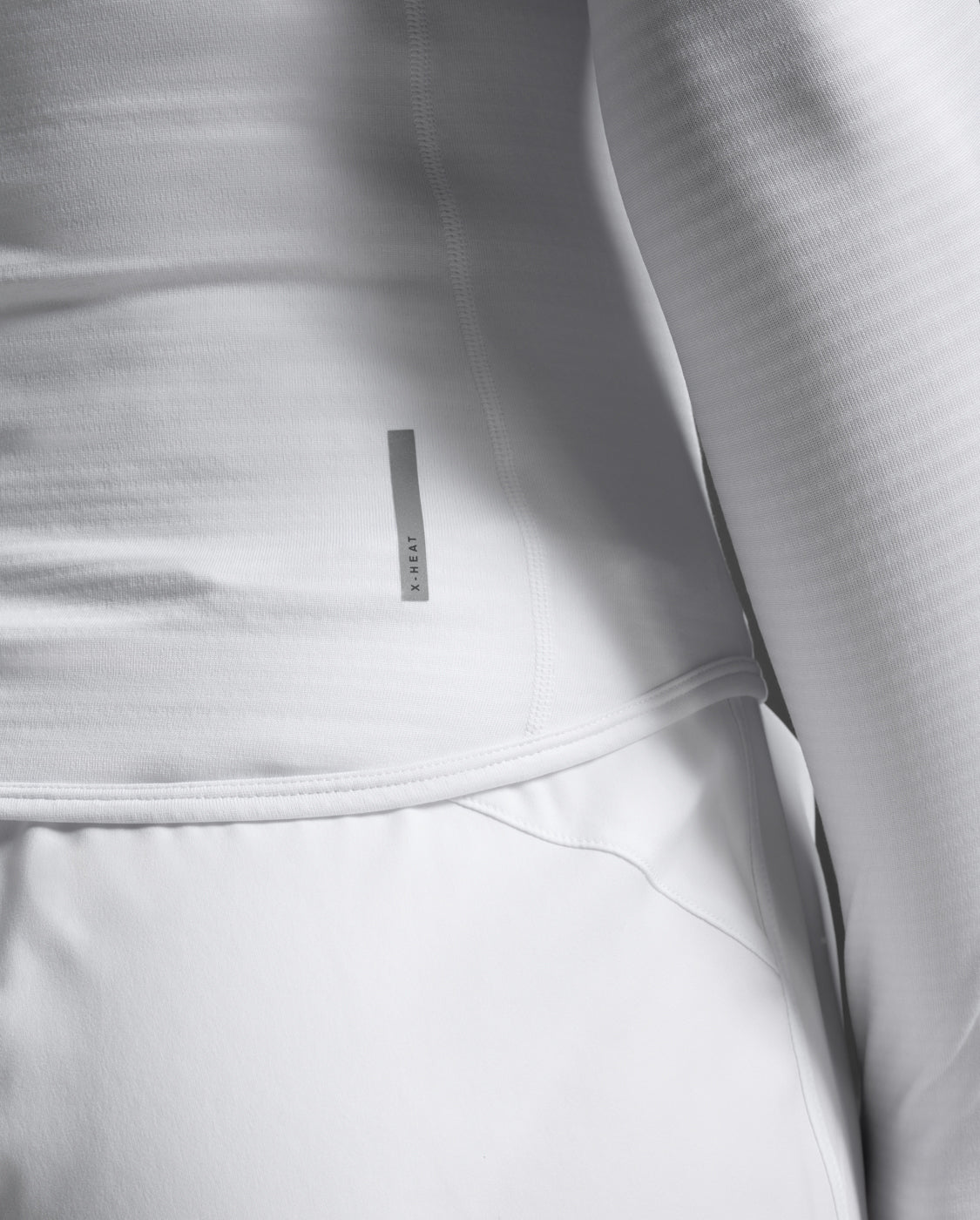 2xu-ignition-grid-baselayer-wei-thermo-langarm-damen image 8