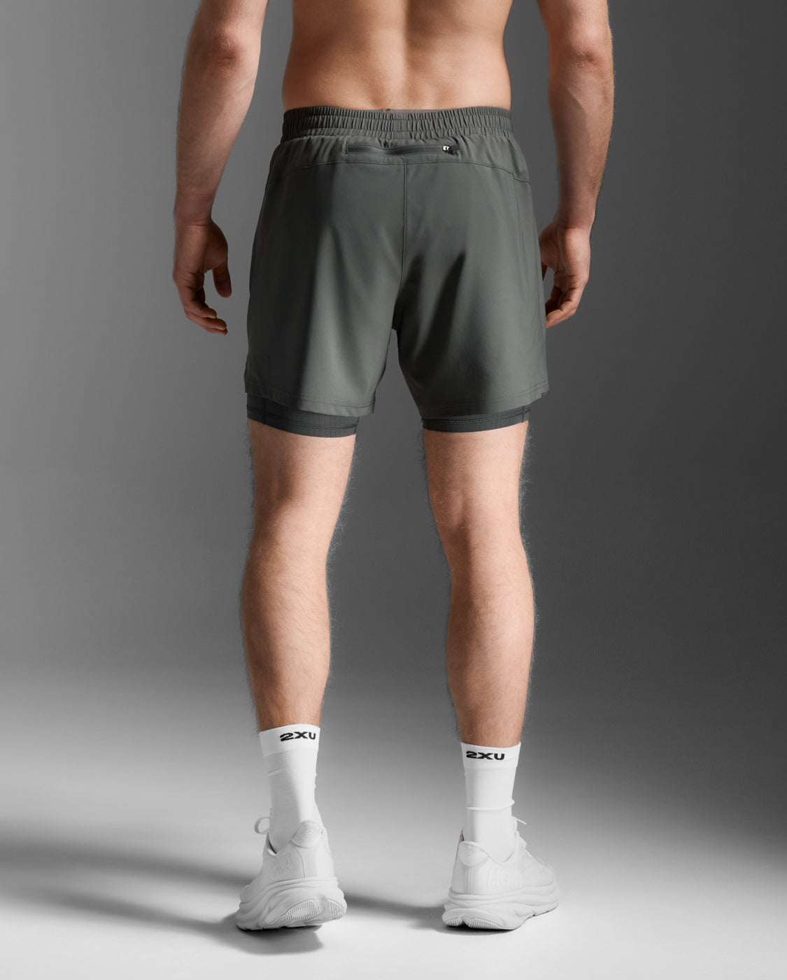 2xu-aero-mesh-2-in-1-5-inch-shorts-jupiter-herren image 2