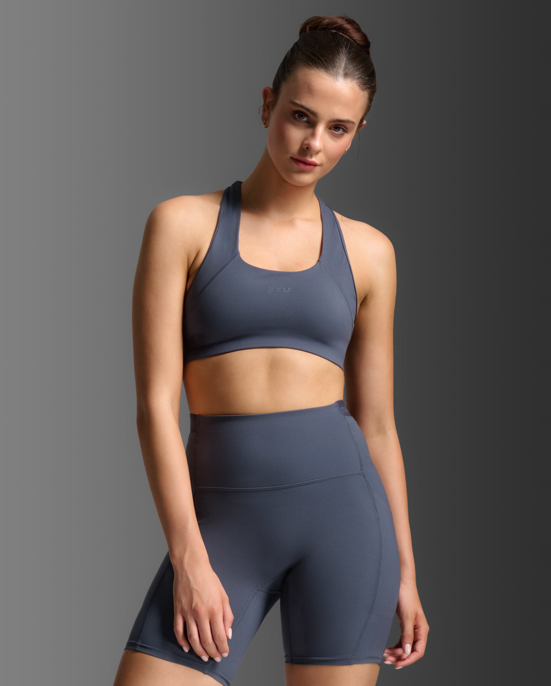 2xu-form-racerback-medium-impact-sport-bh-india-ink image 3