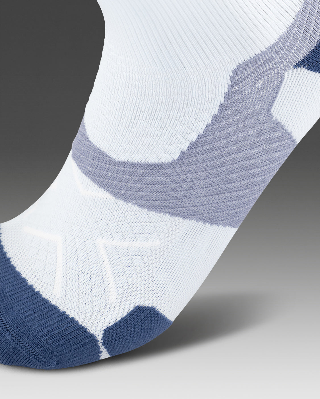 2xu-vectr-light-cushion-crew-socken-halogen-blue-stone image 3