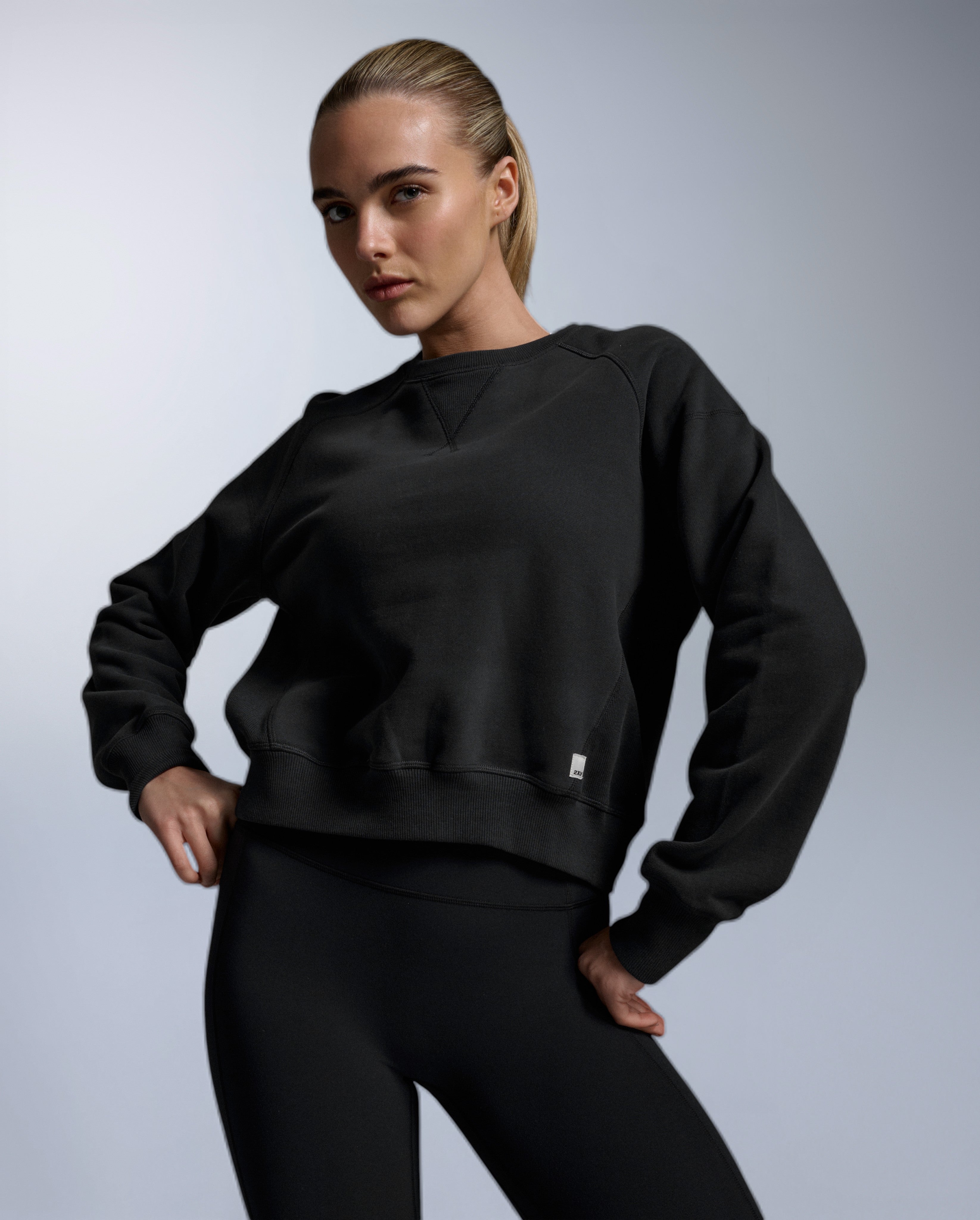 2xu-ez-organic-cotton-ribbed-crew-langarmshirt-schwarz-wei image 1