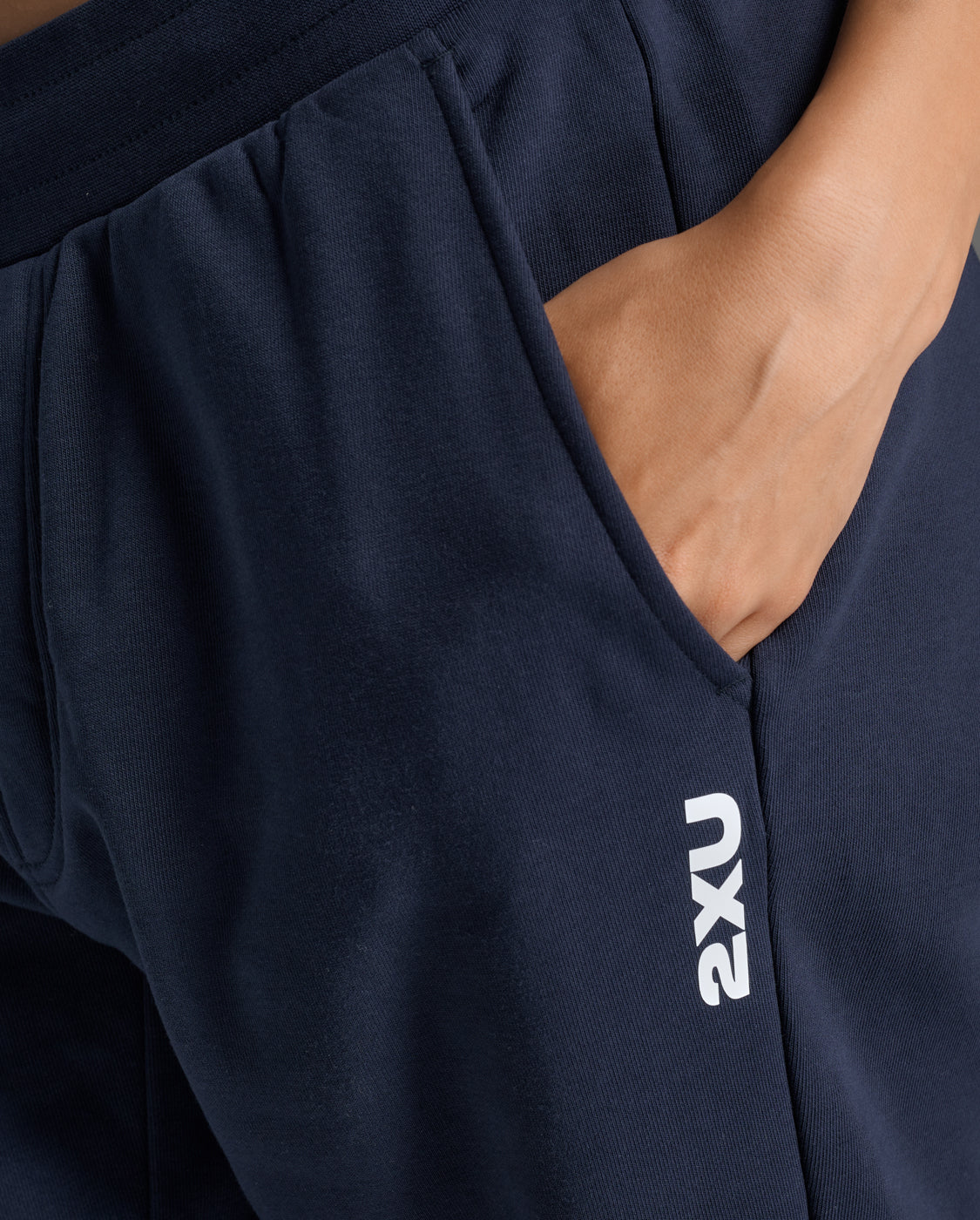 2xu-motion-aspire-trackpants-damen-midnight-white image 7
