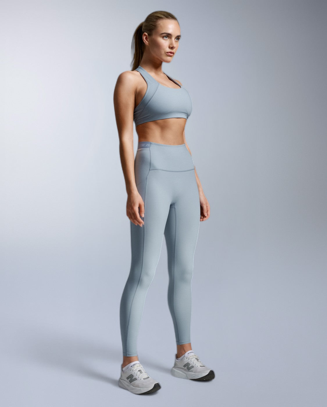 2xu-form-racerback-sport-bh-crop-blue-shade-mittlerer-halt image 4